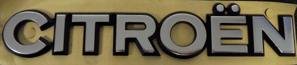Citroen Plastic Badge (Clipped)