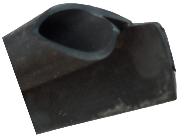 Cut through of Sealing Rubber for Hood of Dyane