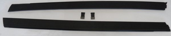 XM windscreen trim set