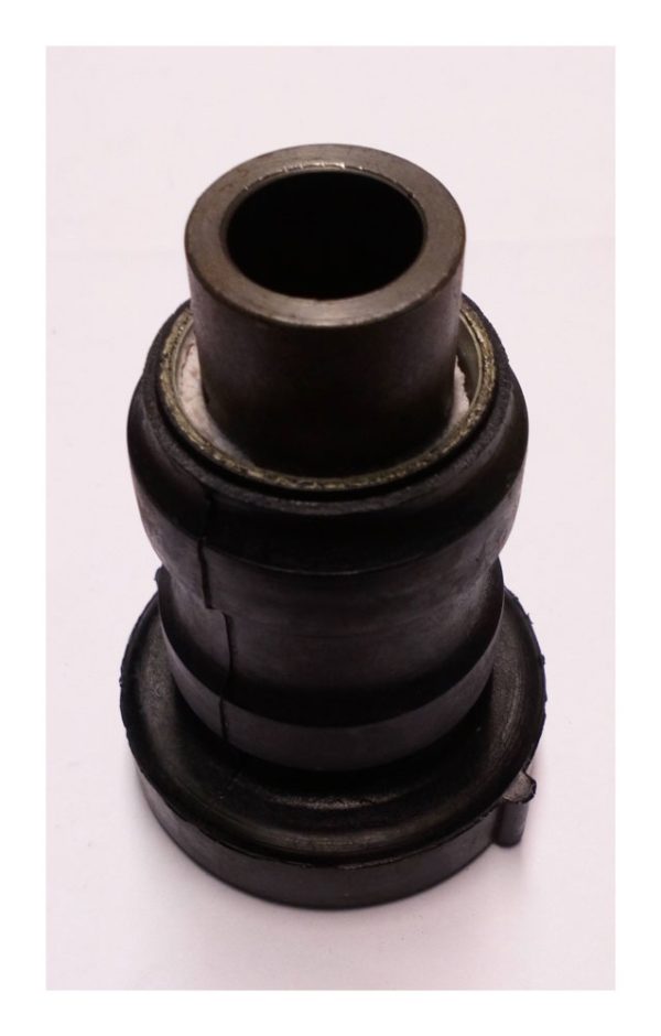 Citroen CX Lower Arm Bush - GENUINE CITROEN - Part No: 95 634 653