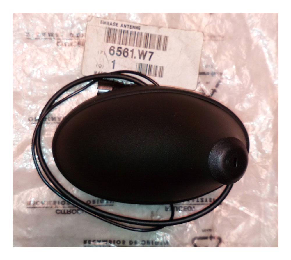 P Citroen C2 & C3 Antenna Mount - The Chevronic Centre