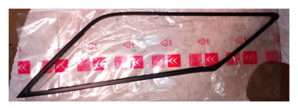 Citroen ZX Left Hand Rear Window Trim - Part No: 96 051 984