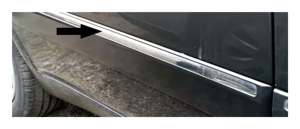 Citroen Xantia Series 1 & 2 Left Hand Front Door Moulding - Part No: 854597