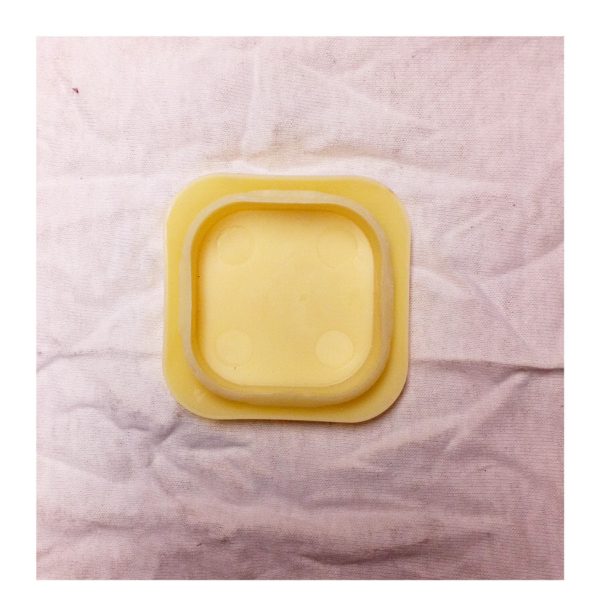 Citroen Xantia Sill End Bung - Part No: 96130325