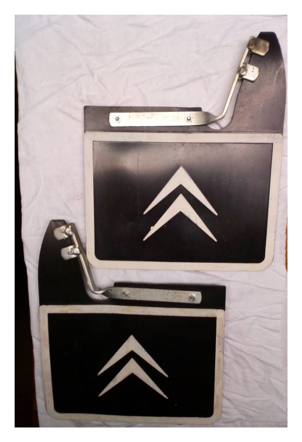 Citroen CX Mudflaps Part No: 5MA ZC 9 855 269 U