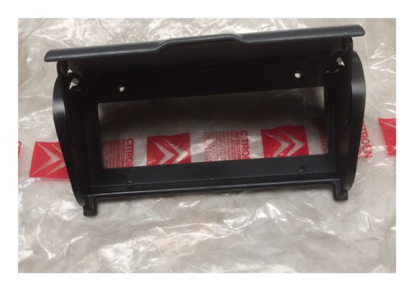 Citroen BX Radio Flap - Part No: 95635020 TR