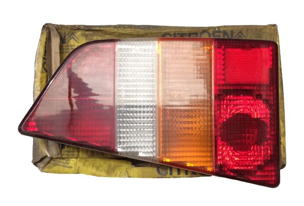 CX Off Side Rear Light Part No : 5484039