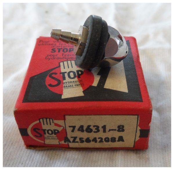 2CV Washer Jet - Part No : 74631-8