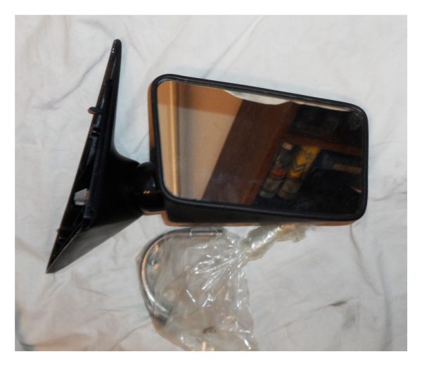 AX Right Mirror Part No : 95608754