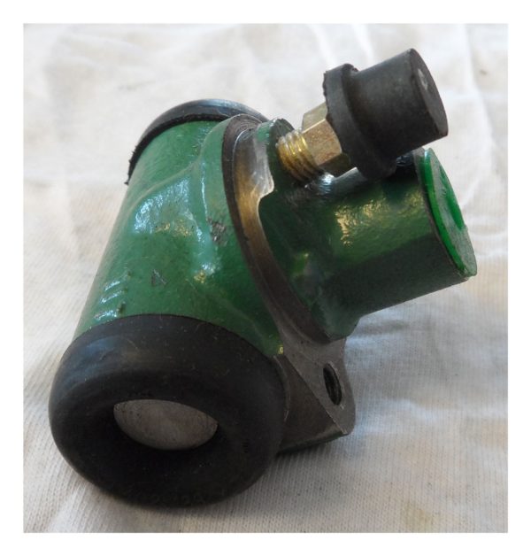 Citroen Ami 8 Rear Wheel Cylinder - Part No: 621450-097
