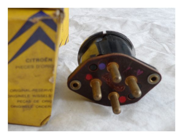 Citroen DS Ignition Lock - Part No: DX-575 010 V / DW 212 14 C