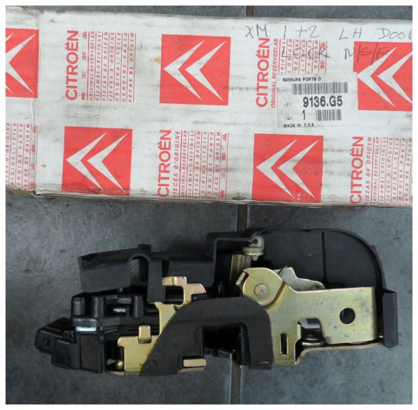 Citroen XM 1 & 2 LH (NSF) Door Lock - Part No: 9136.G5
