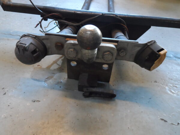 Citroen DS Tow Bar - Second hand