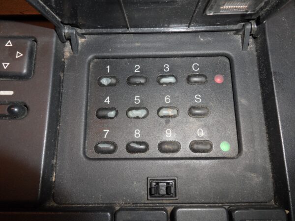 XM Centre Console Keypad