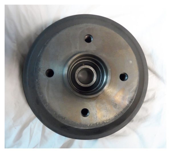 AX / SAXO 1 x Brake Drum With Bearing - 424744