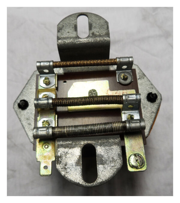 Citroen CX Voltage Regulator Part No : 5 491 551