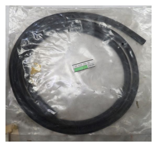 XM Rear Door Weather Strip - Part No : 95639750xx