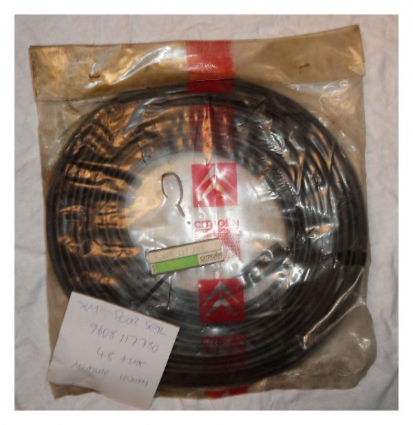 XM Door Seal Part No : 9608117780