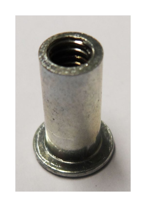 Captive Part No : ZC9615602U