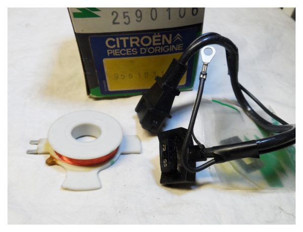 Electronic Pick Up Distributor - 95618310 - 2590106