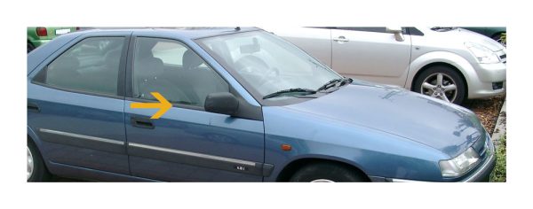 Citroen Xantia Front Right Hand Poseur Moulding - Part No: 96084175