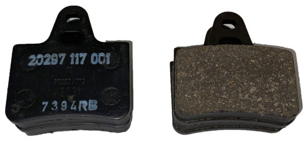 GS/GSA Rear Brake Pads Part No : GX2526802B