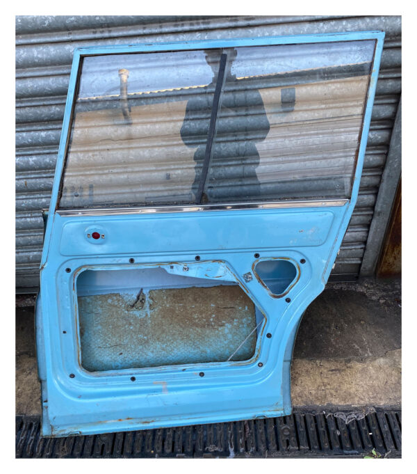 AMI 8 RHR Estate Door