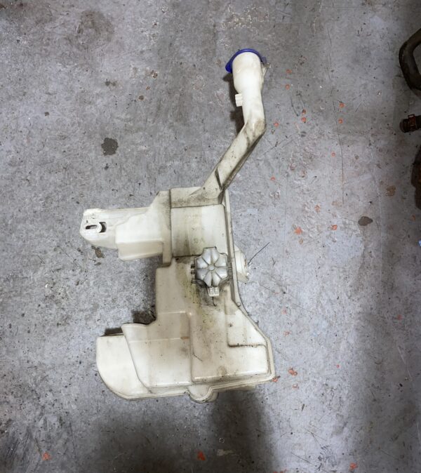 C5 Tourer Washer Bottle