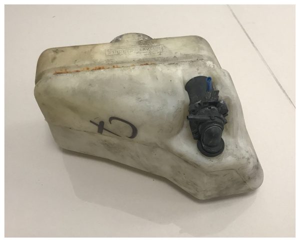 CX Washer Bottle Second hand-95607504