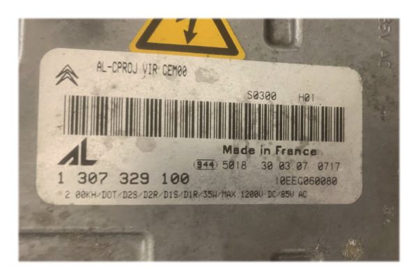 C6 Headlamp Right(FOR LEFT HAND DRIVE MODELS)-6206A2