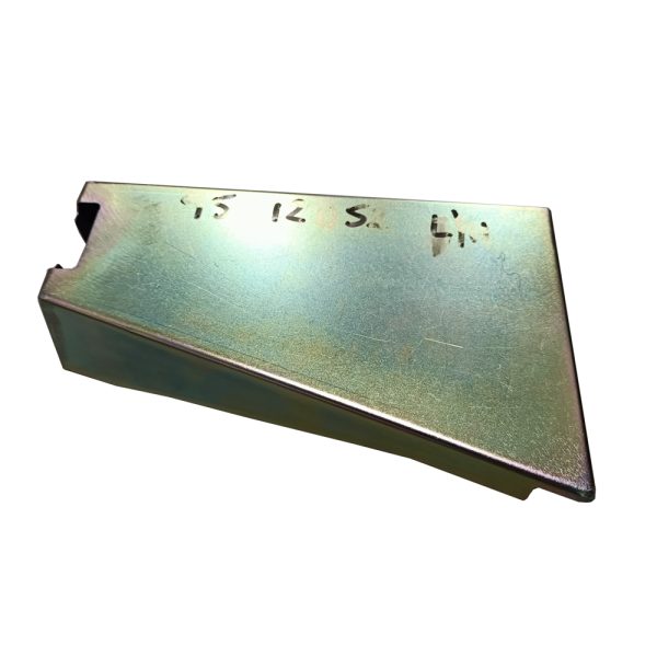 Citroen BX Rear Wing Reinforcement Bracket Remanufactured by Chevronics - Left Hand - 95612052